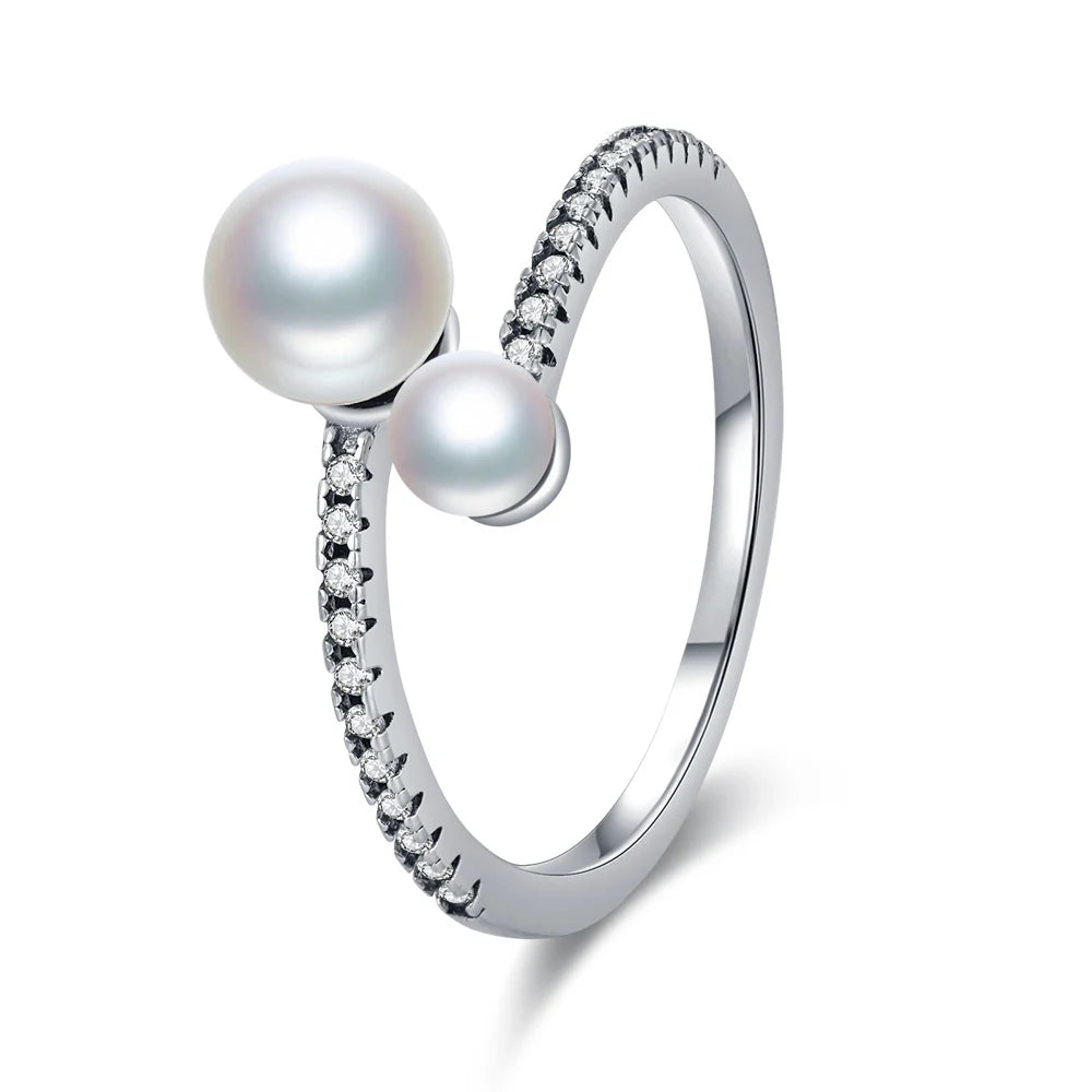 Veloura Pearl Crown Ring