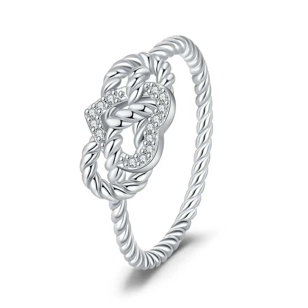 Veloura Pearl Crown Ring