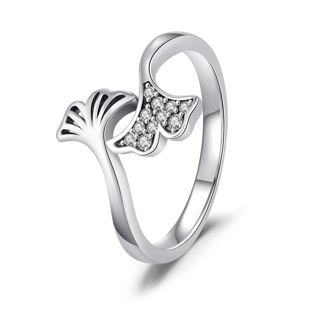 Veloura Pearl Crown Ring